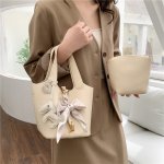 ショルダーバッグ レディース リボンチャーム付 ハンドバック 2way 通勤 トートバッグ おしゃれ かわいい 大人 春 夏 秋 冬 PUレザー 一泊旅行 肩掛け 斜めがけ かばん PU レザー プレゼント クリスマス 誕生日 通学（1ヶ）