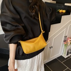 ショルダーバッグ 斜め掛けバッグ レディース 小さめ pu 通勤バッグ 斜めがけ バッグ ファスナー付き 軽い 大人 軽量 バック（1ヶ）