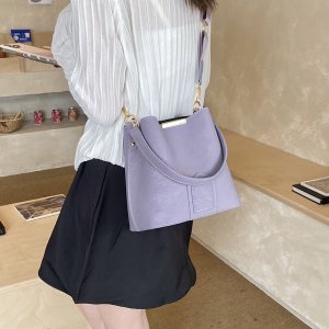 トートバッグ レディース 2way ショルダーバッグ 水筒型デザイン 通勤 オフィス シンプルで上質 2026年新作（1ヶ）