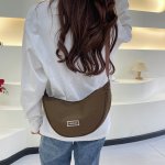 ミニショルダーバッグ レディース 斜めがけ 大人 軽量 ナイロン 半月 ハーフムーン ボディバッグ 布 おしゃれ 旅行 通勤 通学 大学生 （1ヶ）