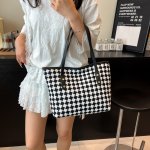 多収納ナイロントートバッグ ショルダーバッグ A4 多収納 軽量 ナイロン マザーズバッグ ユニセックス レディース 手提げ 肩掛け 鞄（1ヶ）