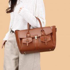 トートバッグ レディース 大容量 2way 手提げバッグ PUレザー マグネットクロージャー 通勤 旅行 シンプルレトロ 使いやすい（1ヶ）