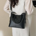 水桶バッグ レディース 2way バッグ 大容量 PU 通勤 旅行 流行 お洒落 便利（1ヶ）