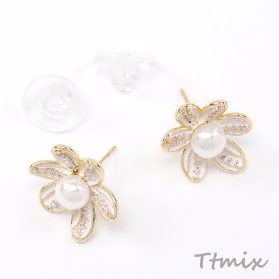 デザインピアス フラワーのピアス 15×18.5mm（1ペア）