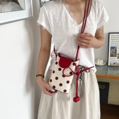 バケットバッグ レディース バケットバッグ PU素材 シンプルカラー 通勤 お出かけ 夏の新作 お洒落 個性的でシンプル フラップクロージャーで安全（1ヶ）