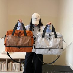 トラベルバッグ 大容量 収納バッグ ウェット&ドライ分離 通勤 旅行 ジム 産前準備 ママバッグ 使いやすい（1ヶ）