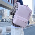 リュック レディース リュックサック 通勤 きれいめ A4 リュックサック ノートpc リュック ギフト プレゼント かわいい 軽い 大容量 旅行 出張 （1ヶ）