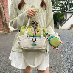 3wayバケツバッグ レディース ショルダーバッグ ナイロン製 大容量 抽帯式開閉 通勤通学 2026新作 韓国風 可愛い 軽量 長持ち お出かけに最適（1ヶ）