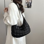 ショルダーバッグ レディース 2wayショルダーバッグ 大容量 ナイロン 通勤 旅行 収納力抜群 刺繍 可愛い（1ヶ）