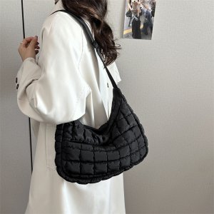 ショルダーバッグ レディース 2wayショルダーバッグ 大容量 ナイロン 通勤 旅行 収納力抜群 刺繍 可愛い（1ヶ）