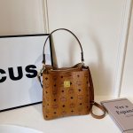 2WAYバッグ ショルダーバッグ レディース 合皮 カバン ハンドバッグ 斜めかけ 肩掛け PUレザー きれいめ 上品 大人女子 かわいい おしゃれ（1ヶ）