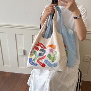 トートバッグ レディース 2way ショルダーバッグ キャンバス ナイロン 塗り絵風 可愛い 通学 おでかけ マグネット式 軽量 おしゃれ リラックス感（1ヶ）