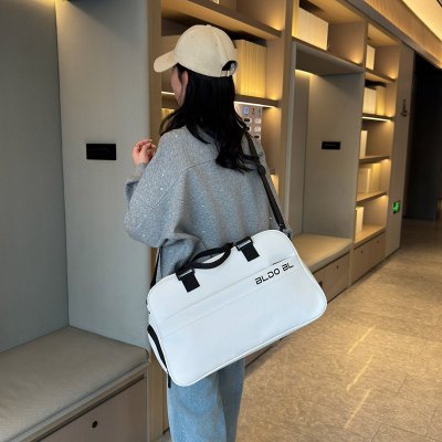 トートバッグ 軽量 ハンドバッグ PUレザー ポシェットレディース 大容量 手提げ 肩掛け ショルダーバッグ A4 鞄 大人 通勤 通学（1ヶ）