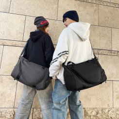 スポーツバッグ バドミントン テニス 大容量 3way 斜挎げ/手提げ/旅行 オックスフォード 通勤 トレーニング 丈夫 便利（1ヶ）