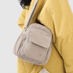 ショルダーバッグ レディース 2way 斜めがけバッグ 軽量 多ポケット 旅行 お出かけ シンプル お洒落 スマホ収納（1ヶ）