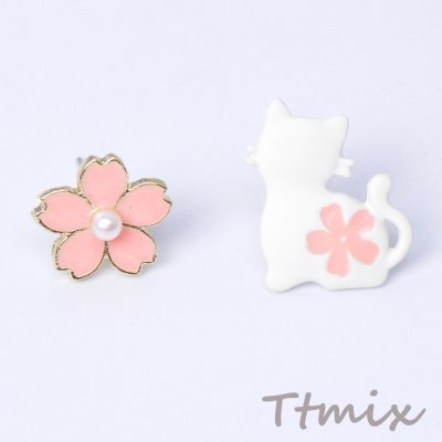 デザインピアス 桜＆猫ピアス（1ペア）