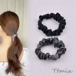 シュシュ ヘアアクセサリー 6.5cm ブラック＆グレー（2個セット）