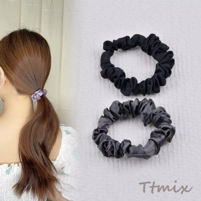 シュシュ ヘアアクセサリー 6.5cm ブラック＆グレー（2個セット）