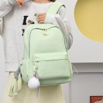 リュックサック 学生用 バッグ 軽量 ナイロン生地 通学 旅行 シンプル可愛い（1ヶ）