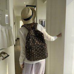 ファーリュック 学生 韓系ファッション好き バックパック 2026新作 水玉柄 もこもこ柔らかい ファスナー開閉 通学 通勤 ショートトリップ ins風 コーデ万能（1ヶ）