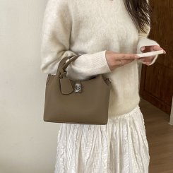 ショルダーバッグ レディース 2way バッグ PU ショルダーバッグ ファッション 通勤 お出かけ 春 シンプル おしゃれ（1ヶ）